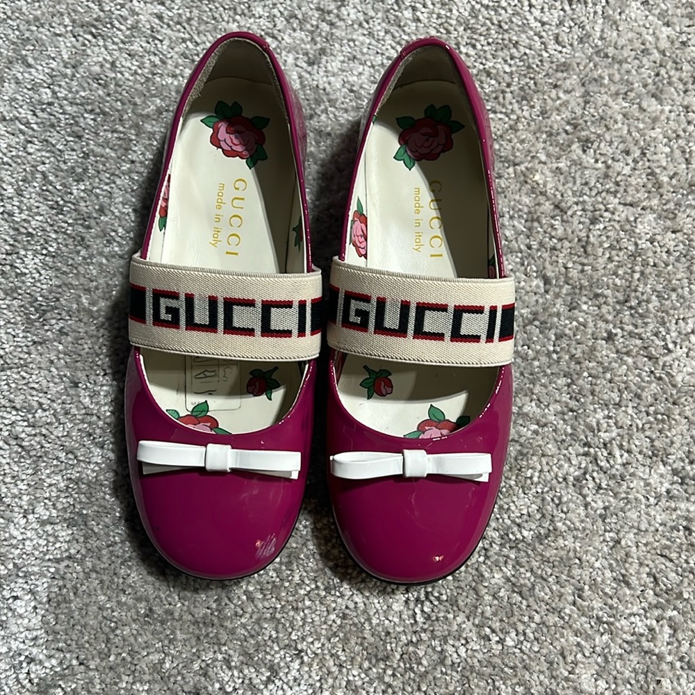 Girls authentic Gucci shoes